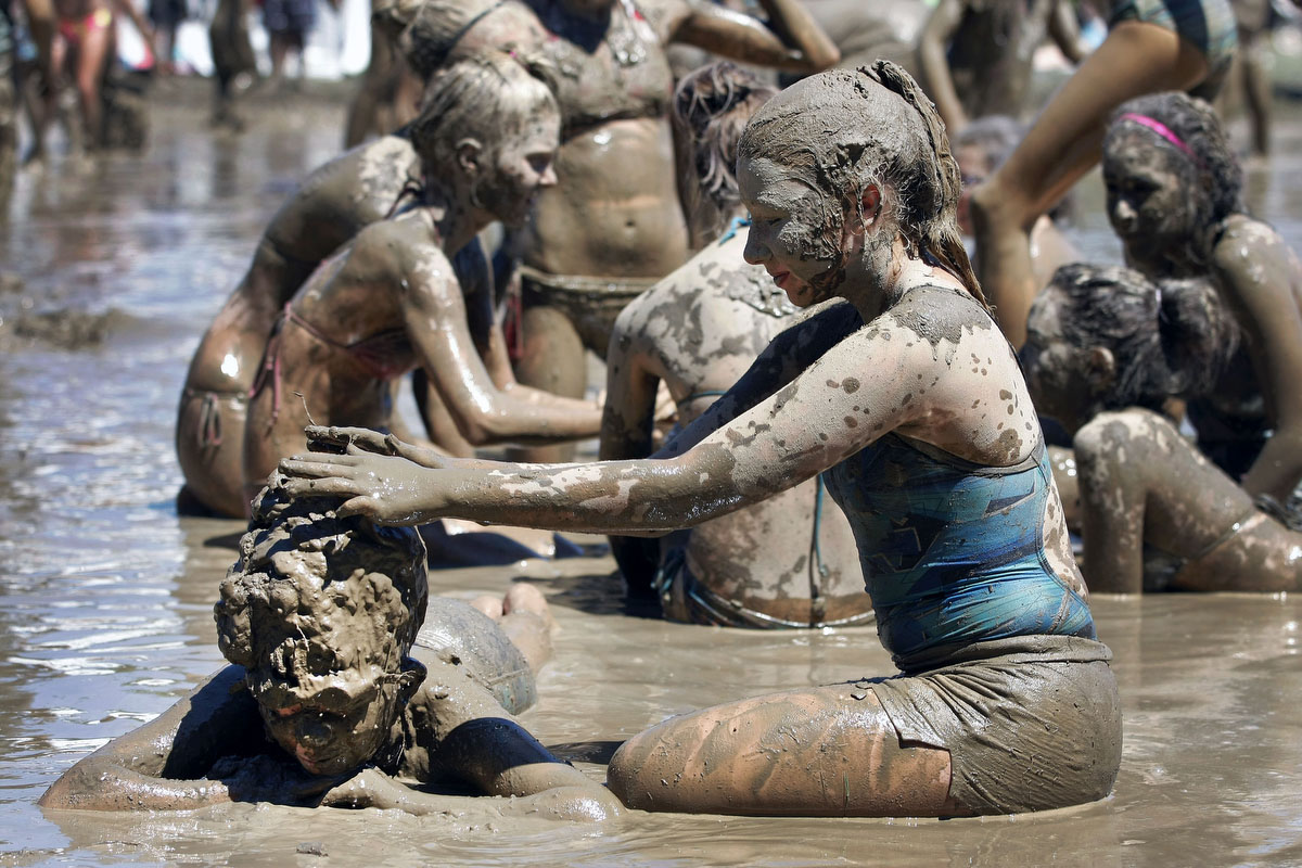 Daying county mud bath