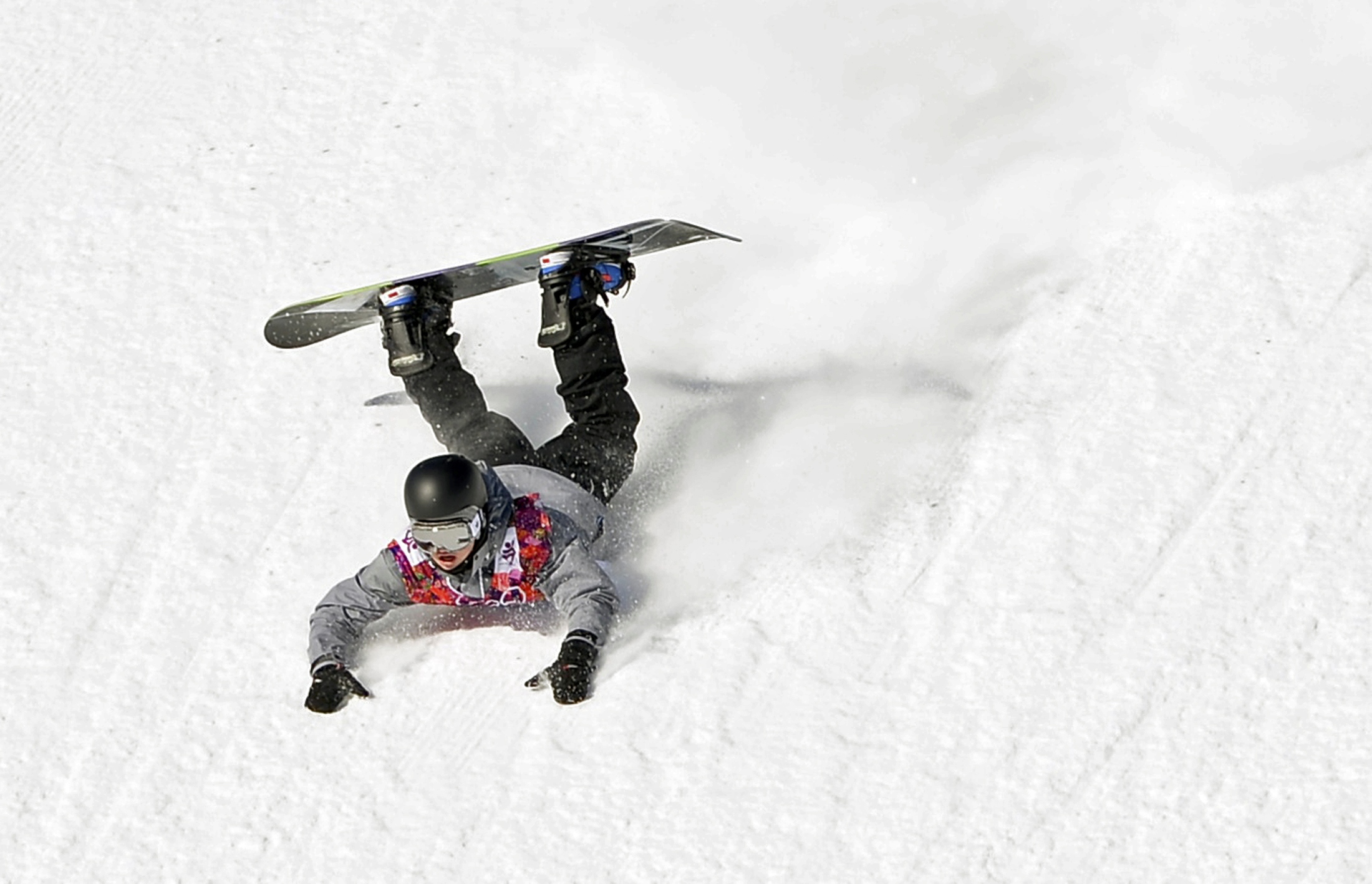 Badass snowboarding tierra fan compilation