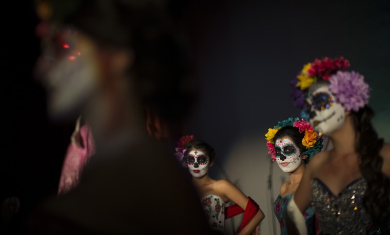 Dia De Los Muertos Essay