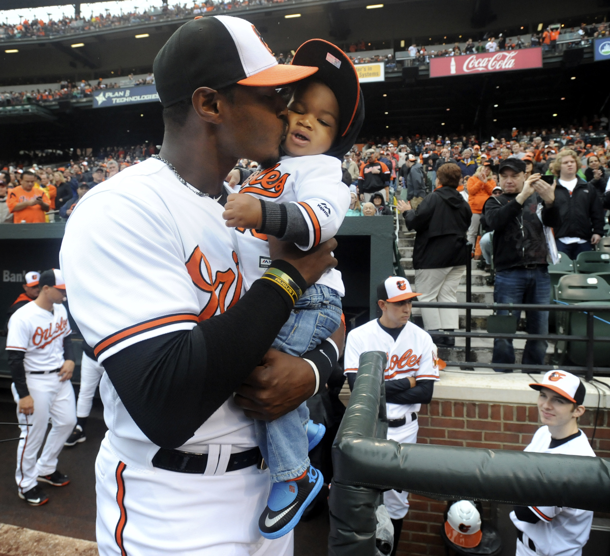 Adam Jones Talks Hate And Race In Players' Tribune Exclusive