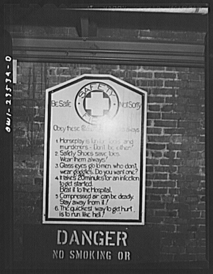 Bethlehem-Fairfield shipyards, Baltimore, Maryland. Safety bulletin. (Arthur S. Siegel