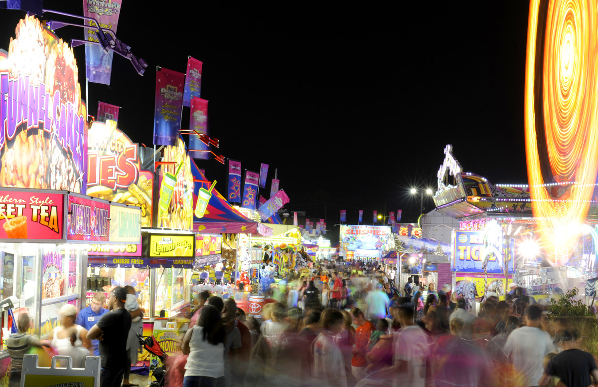 Night lights at the Maryland State Fair