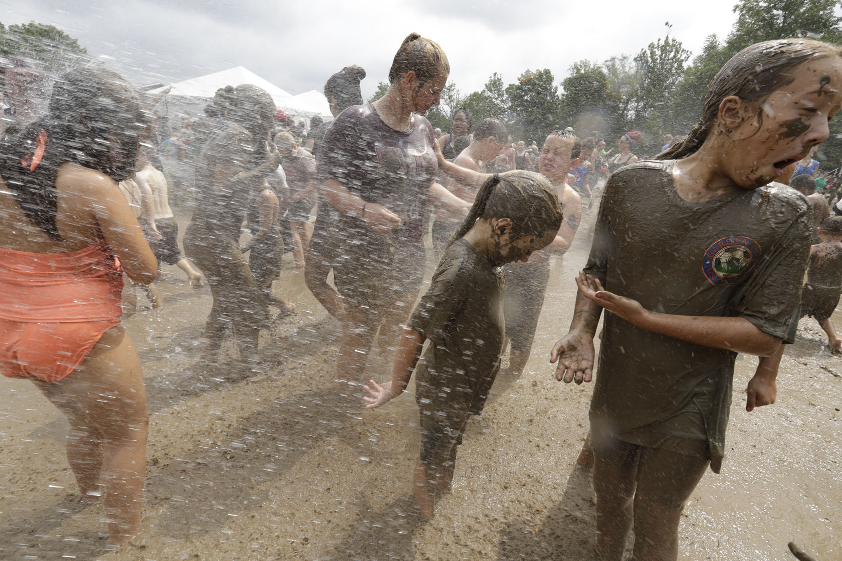 apphoto-mud-day