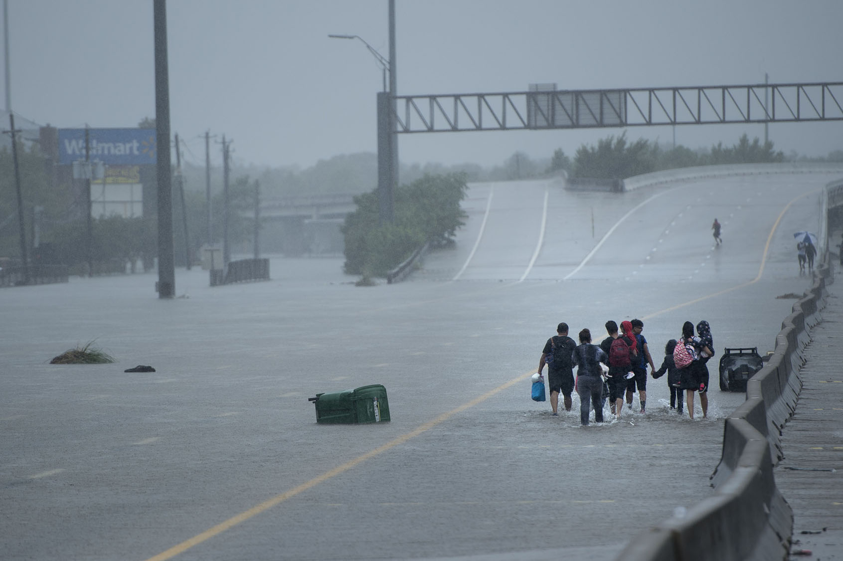 http://darkroom-cdn.s3.amazonaws.com/2017/08/AFP-Getty_TOPSHOT-US-WEATHER-STORM-HARVEY3.jpg