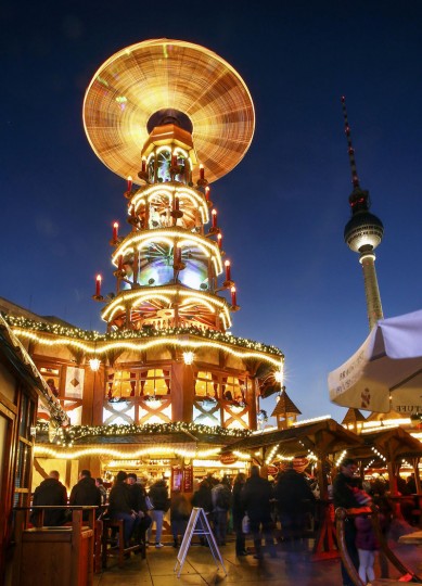 Christmas market at Alexanderplatz square in Berlin