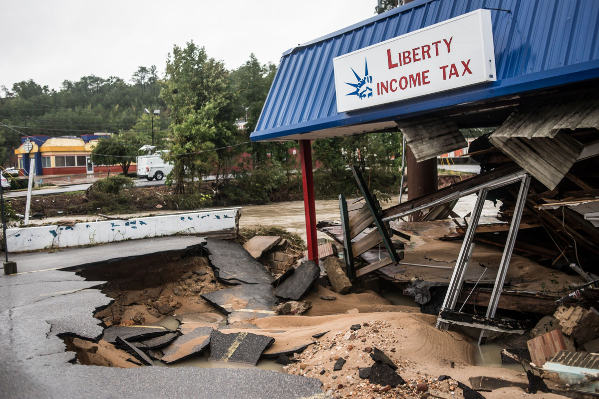 Mercedes Columbia Sc >> Flooding in South Carolina after storms Mercedes Columbia Sc >> Flooding in South Carolina after storms