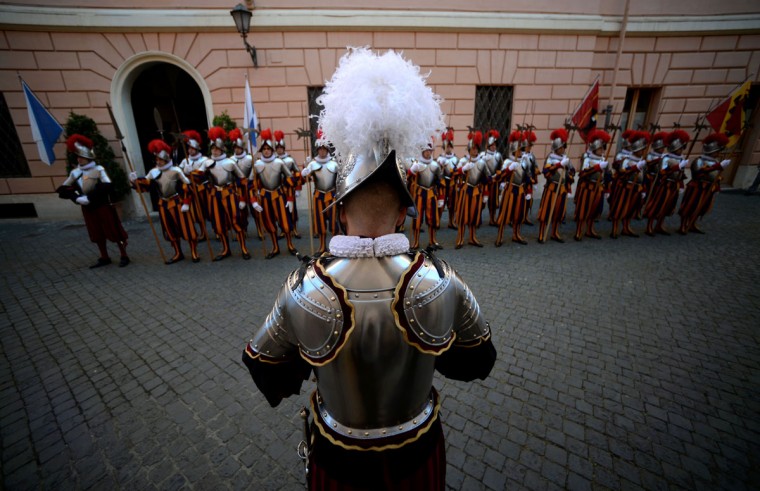 Vatican Swiss Guard recruits sworn-in to commemorate Sack of Rome